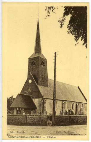 Saint-Mards-de-Fresne. L'Eglise.