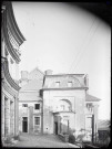 Cour intérieur d'un hôtel particulier de Lisieux (Calvados).