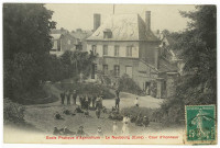 Neubourg (Le). Ecole Pratique d'Agriculture - Le Neubourg (Eure) - Cour d'honneur.