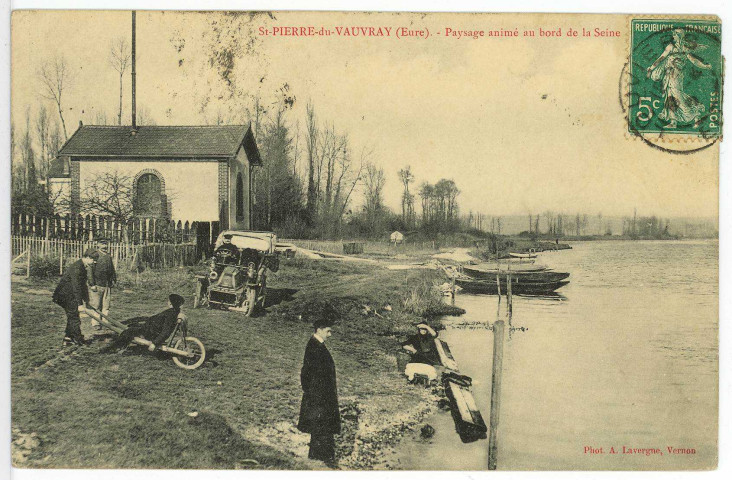 Saint-Pierre-du-Vauvray. Paysage animé au bord de la Seine.