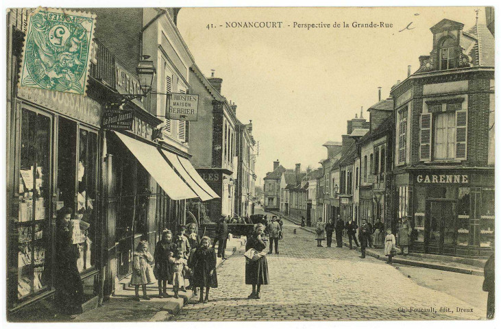 Nonancourt. Perspective de la Grande Rue.