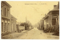 Boissey-le-Châtel. La Grande Rue.