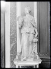 Statue de la Charité ou de la Vigilance du mausolée de Catherine de Clèves de la chapelle du collège des Jésuites de Eu (Seine-Maritime).