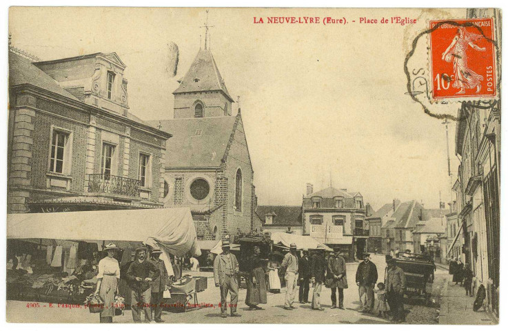 Neuve-Lyre (La). Place de l'Eglise.