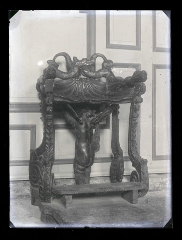 Chaise du chœur de l'église Saint-André d'Autheuil-Authouillet (Eure).