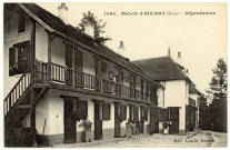 Aulnay-sur-Iton. Manoir d'Aulnay. Dépendances.