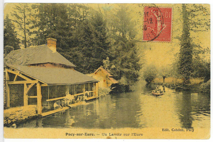 Pacy-sur-Eure. Un Lavoir sur l'Eure.