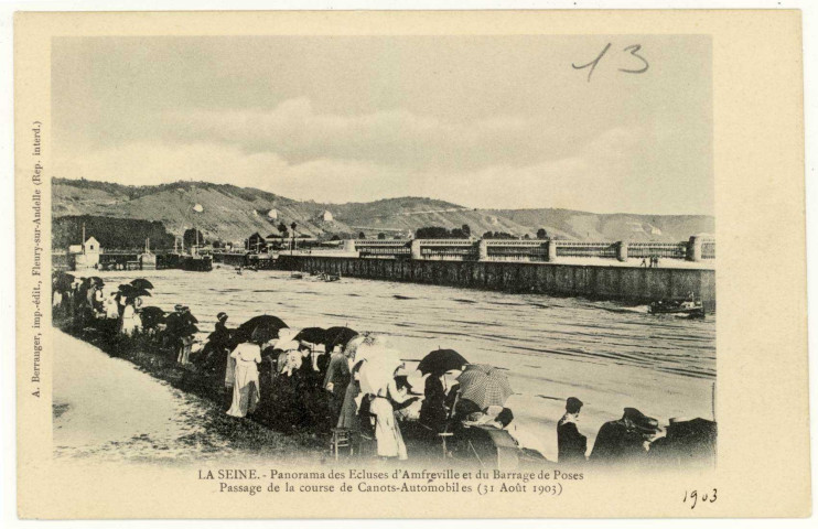 Amfreville-sous-les-Monts. Panorama des Ecluses d'Amfreville et du Barrage de Poses. Passage de la course de Canots-Automobiles (31 Août 1903).