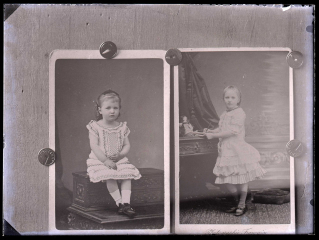 Portraits de petites filles.