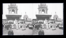 Procession de la Vierge au Monument de Jeanne d'Arc et à la basilique Notre-Dame de Bonsecours (Seine-Maritime).