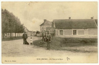 Bois-Jérôme-Saint-Ouen. La Place et la Mare.