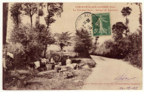 Corneville-sur-Risle. Fontaine Noyé-Groupe de Laveuses.