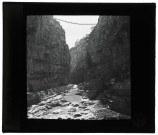 Chemin des touristes à Constantine (Algérie).
