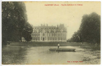 Radepont. Façade postérieure du château.