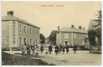 Vaux-sur-Eure. Les Ecoles.