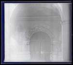 Portail de la salle capitulaire du Grand-Moûtier de l'ancienne abbaye royale de Fontevrault à Fontevraud-l'Abbaye (Maine-et-Loire).
