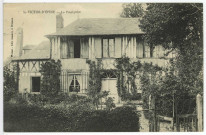 Saint-Victor-d'Epine. Le Presbytère.