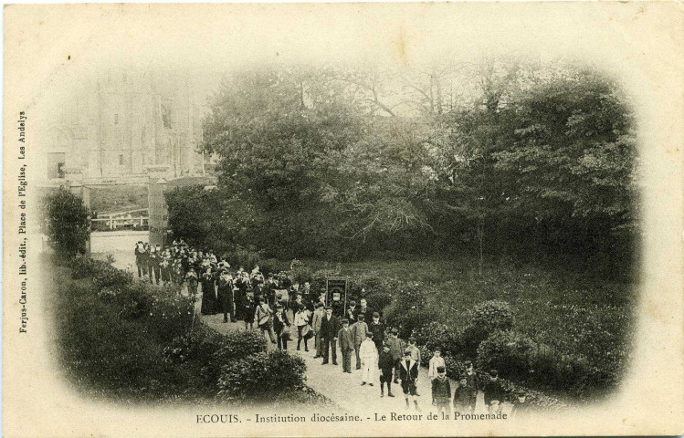 Ecouis. Institution diocésaine. - Le Retour de la Promenade.