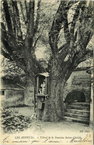 Andelys (Les). Tilleul de la Fontaine Sainte-Clotilde.