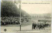 Evreux-Ville. Une prise d'Armes au Pré du Bel Ébat.