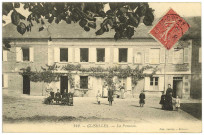 Glisolles. La Pension.