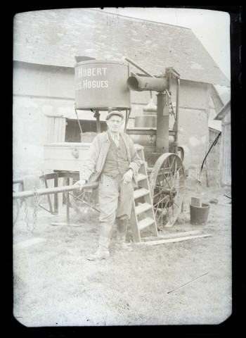 Bouilleur de crue société "Hubert" aux Hogues (Eure).