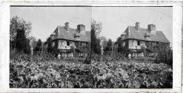 Manoir normand et potager.