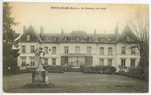 Thuit-Anger (Le). Le Château, côté nord.