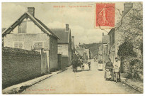 Ménilles. Vue sur la Grande-Rue.