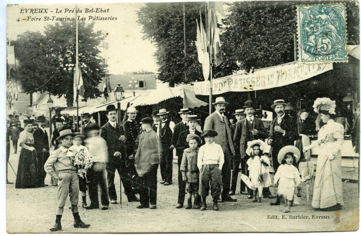 Evreux-Ville. Le Pré du Bel Ébat Foire St Taurin - Les Pâtisseries.