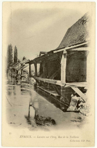 Evreux-Ville. Lavoir sur l'Iton, Rue de la Taillerie.
