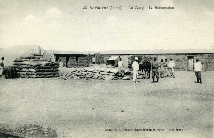 Safsafat (Maroc) - Au Camp - La Manutention