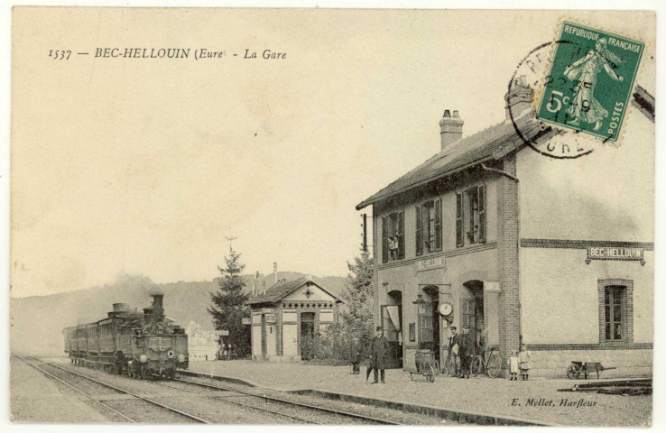 Bec-Hellouin (Le). La Gare.