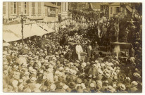 Evreux-Ville. Les Fêtes de la Harpe-Le Cortège.