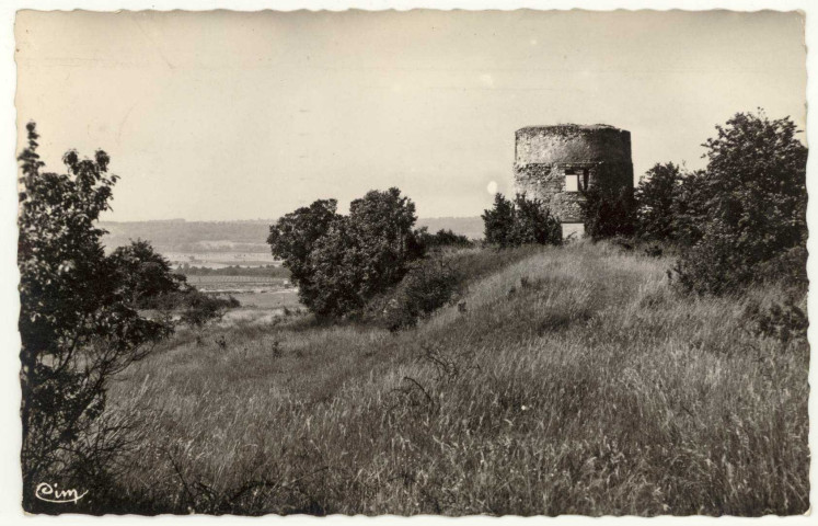 Courcelles-sur-Seine. La Tour de Châteauneuf.