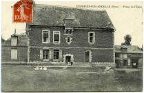 Perriers-sur-Andelle. Ferme de l'Eglise.