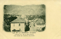 ILE DE LA RÉUNION - ST DENIS L'ÉGLISE N.-D. DE LA DÉLIVRANCE (VUE PRISE DE L'HOPITAL MILITAIRE)