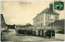 Bois-Jérôme-Saint-Ouen. L'Ecole.