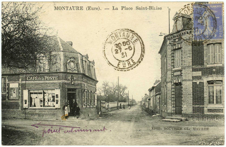 Montaure. La Place Saint-Blaise.
