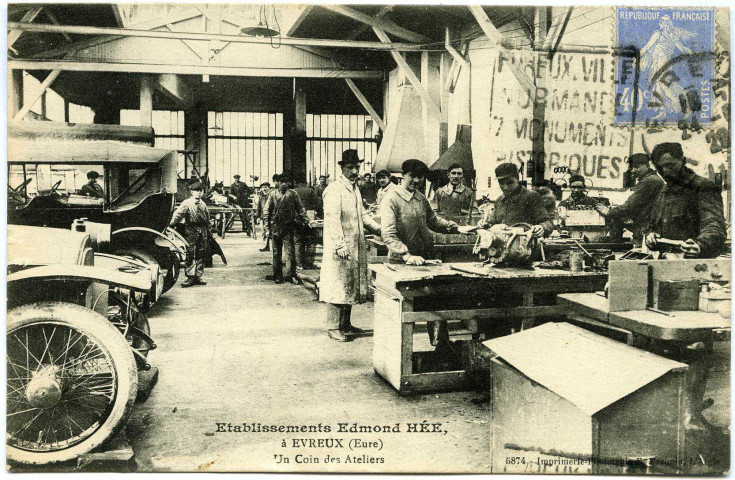 Evreux-Ville. Établissement Edmond Hée - Cycles et Automobiles Rue Joséphine Un coin des Ateliers.