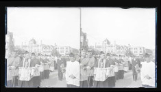 Procession de la Vierge au Monument de Jeanne d'Arc et à la basilique Notre-Dame de Bonsecours (Seine-Maritime).