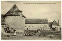 Fontenay. Ancien Monastère servant aujourd'hui de Ferme.