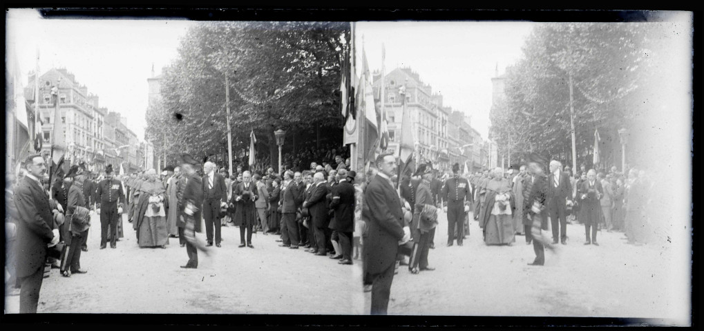 Procession, fête de Jeanne d'Arc à Rouen (Seine-Maritime).