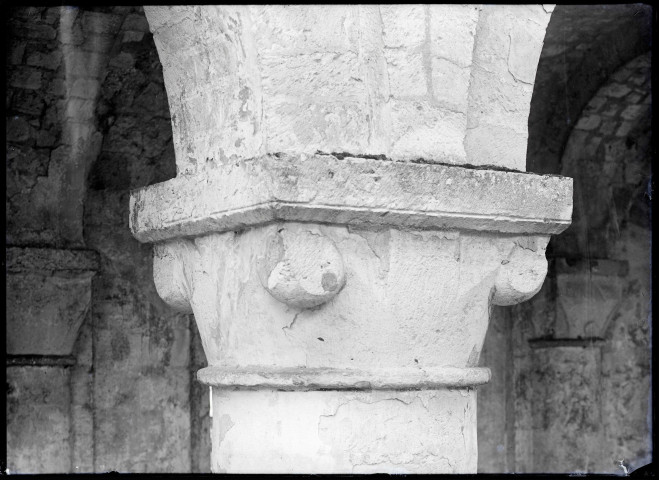 Ruines et vestiges de l'abbaye de Jumièges (Seine-Maritime).
