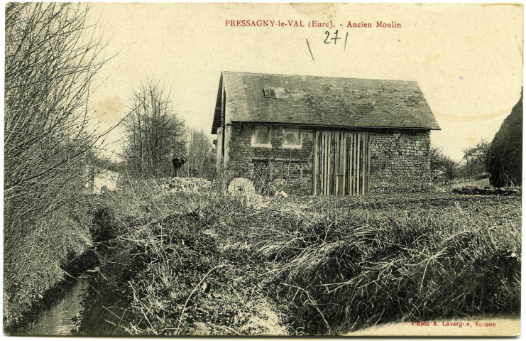 Notre-Dame-de-l'Isle. Pressagny-le-Val. - Ancien Moulin.