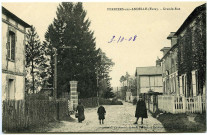 Perriers-sur-Andelle. Grande-Rue.