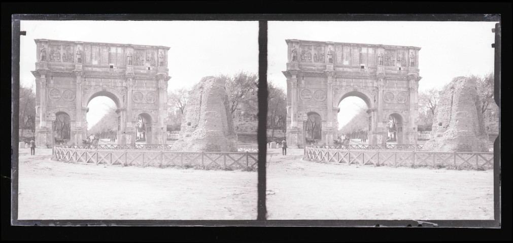 Arc de triomphe de Constantin de Rome (Italie).