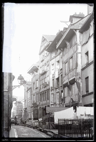 Rue Eau de Robec de Rouen (Seine-Maritime).