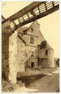 Bus-Saint-Rémy. Château de Blanche de Castille.