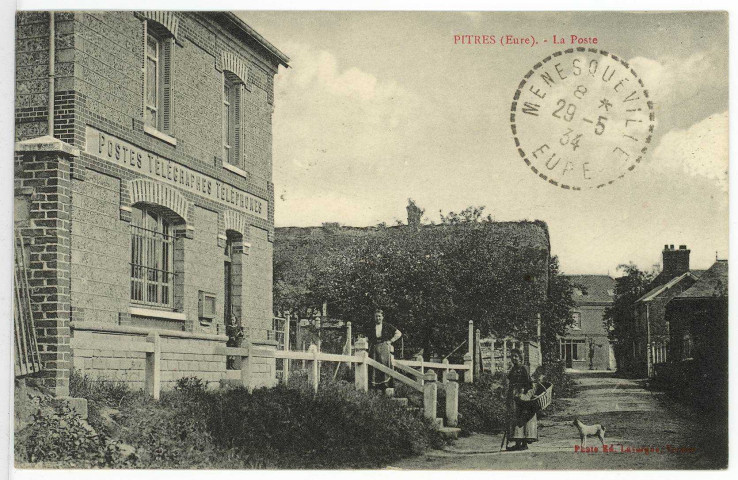 Pîtres. La Poste.